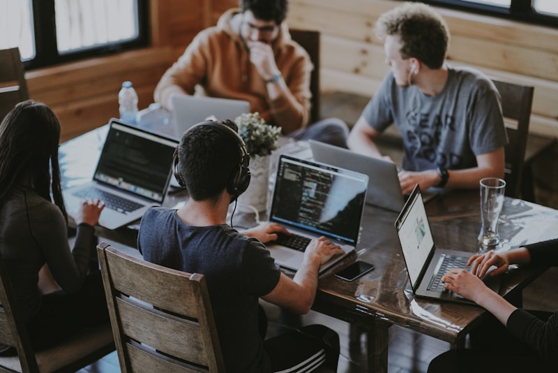 How to Build Your First Engineering Team: A Guide for Seed-Stage Founders